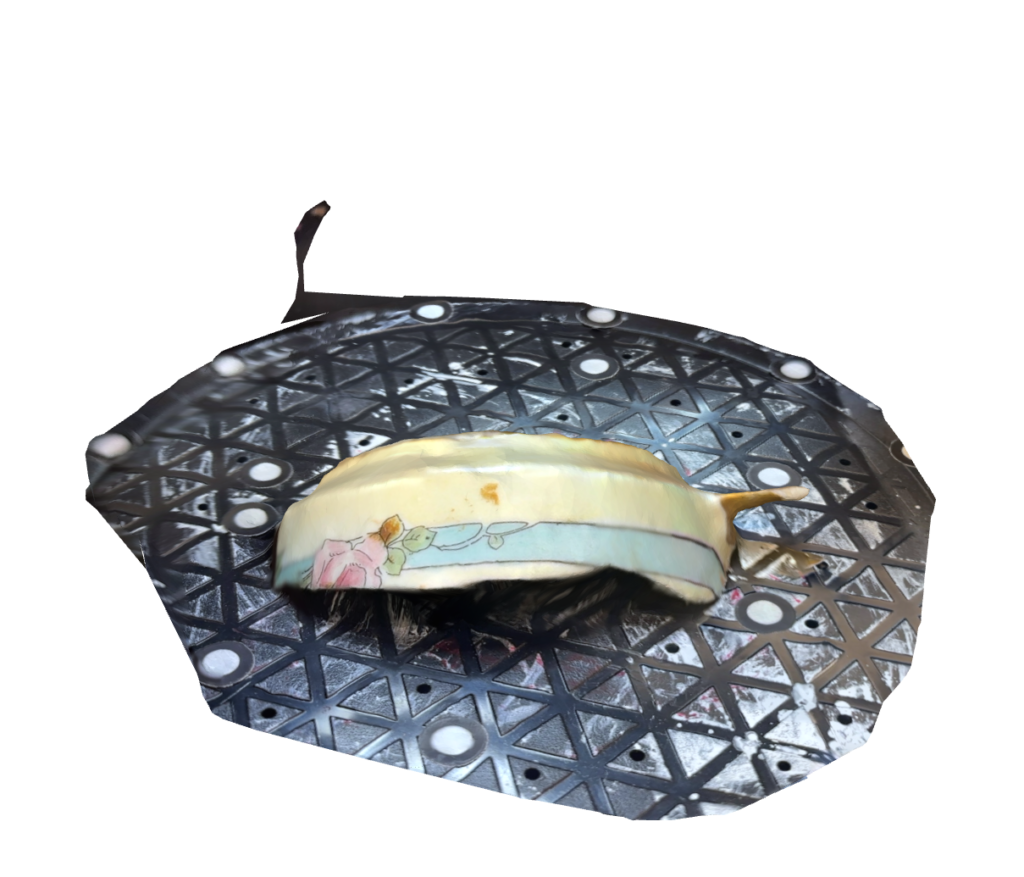 Porcelain Sugar Bowl with gold rim sherd